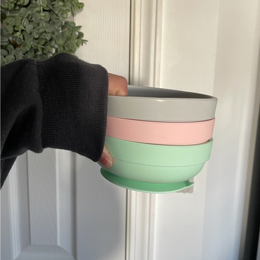 Set of Three Stackable Bowls in Gray, Pink, and Mint silicone suctions